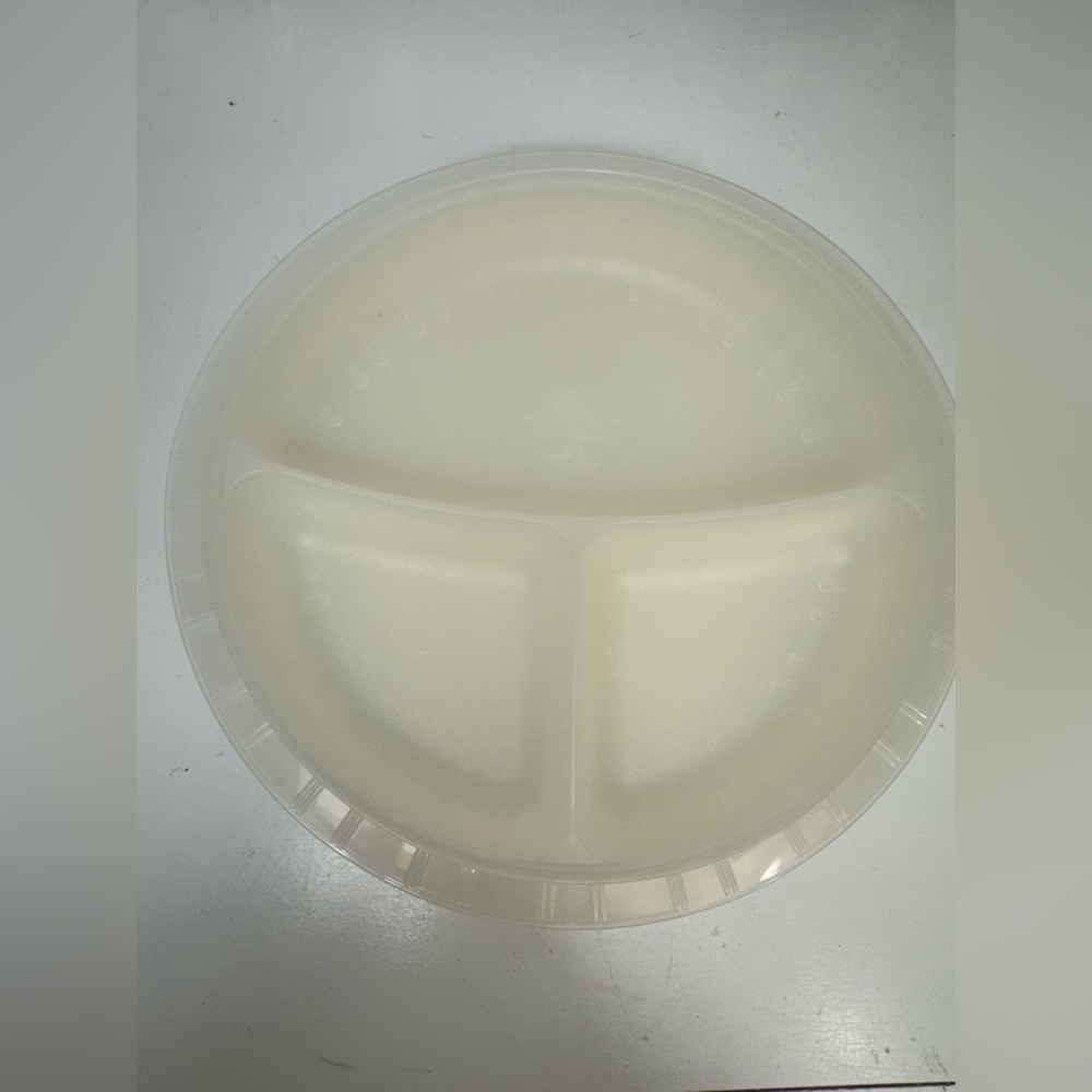 Set of 4 Vintage Anchor Hocking MicroWare Divided Plate Color: Clear - Picture 2 of 3
